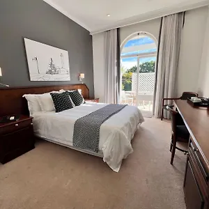 39 On Church Guest house