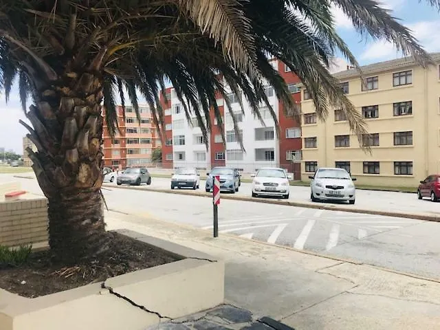 Modern Rooms Available Close To The Beach In Humewood Port Elizabeth Guest house